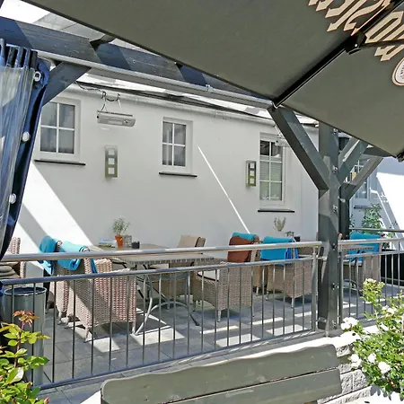 Zur Post Guest house 3*