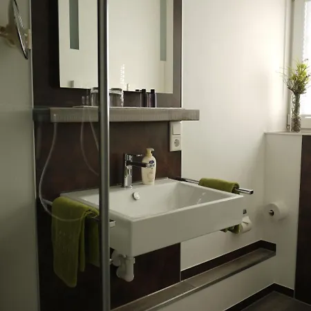 Zur Post Guest house 3*